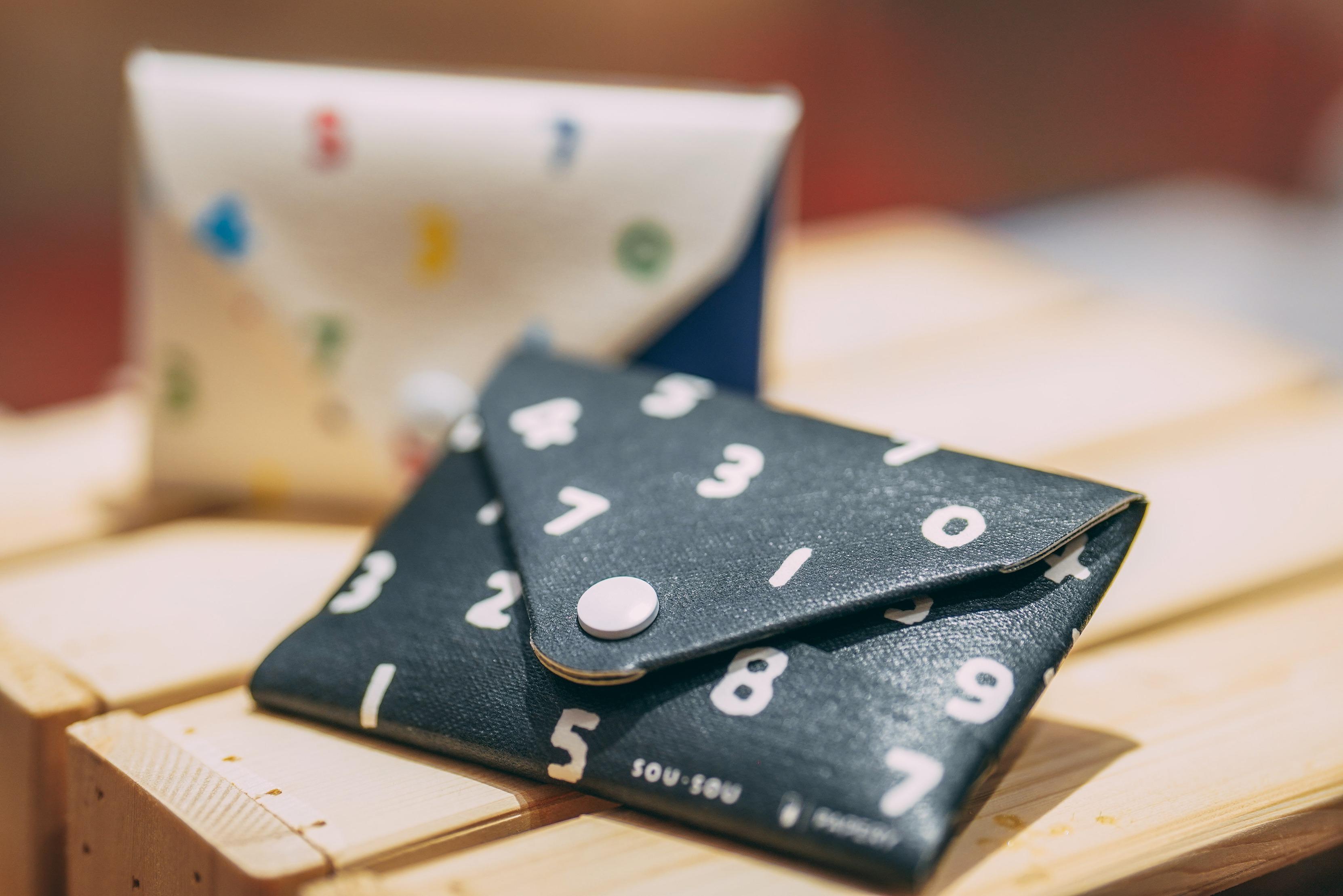 SOU.SOU X PAPERY Ion Wallet $198 (限量50個)