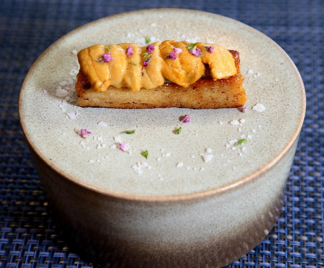 海膽多士配松露醬($158)