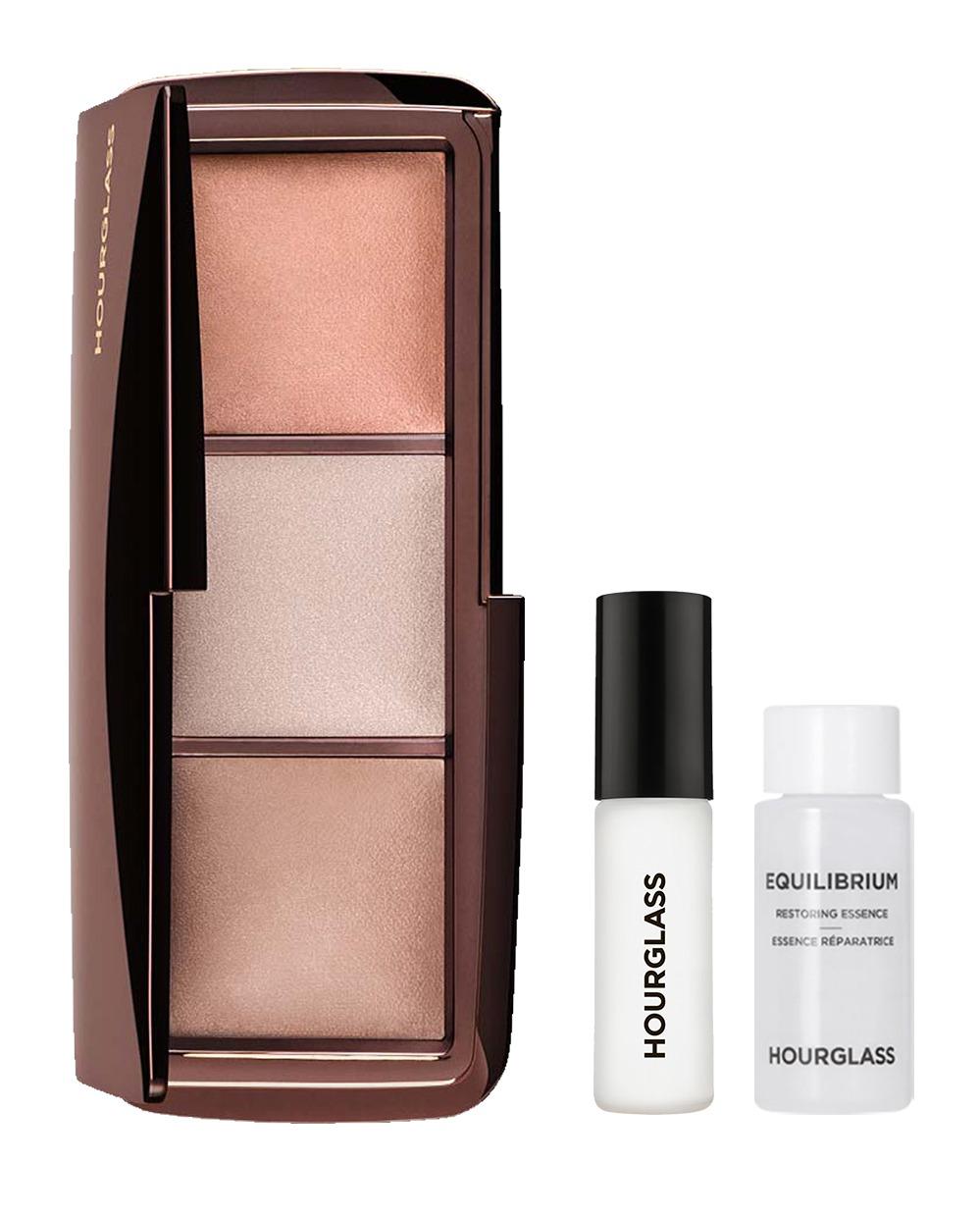 Hourglass VEIL柔光亮顏粉餅盤套裝 $600 (原價 $703) 購買VEIL柔光亮顏粉餅盤1盒 即可獲贈VEIL柔紗礦物妝前乳試用裝3.6ml 1件及EQUILIBRIUM 平衡活肌精華水試用裝6.4ml 1件 (銅鑼灣店10月30日限定優惠)