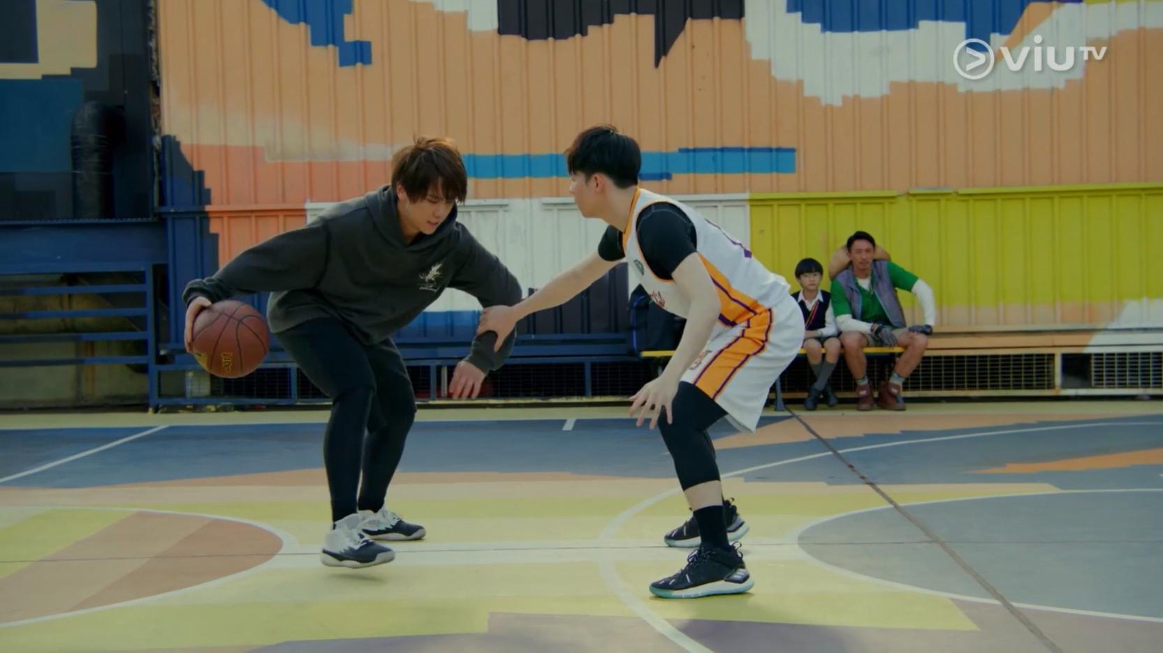 《季前賽》電視截圖。