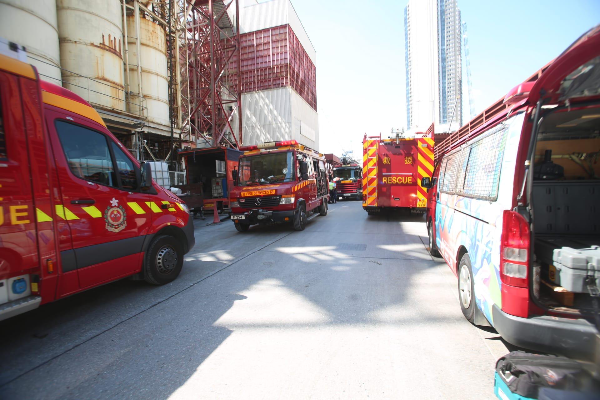 田螺車司機落車了解事件時,亦跣到傷及頭部,警方正調查事件。