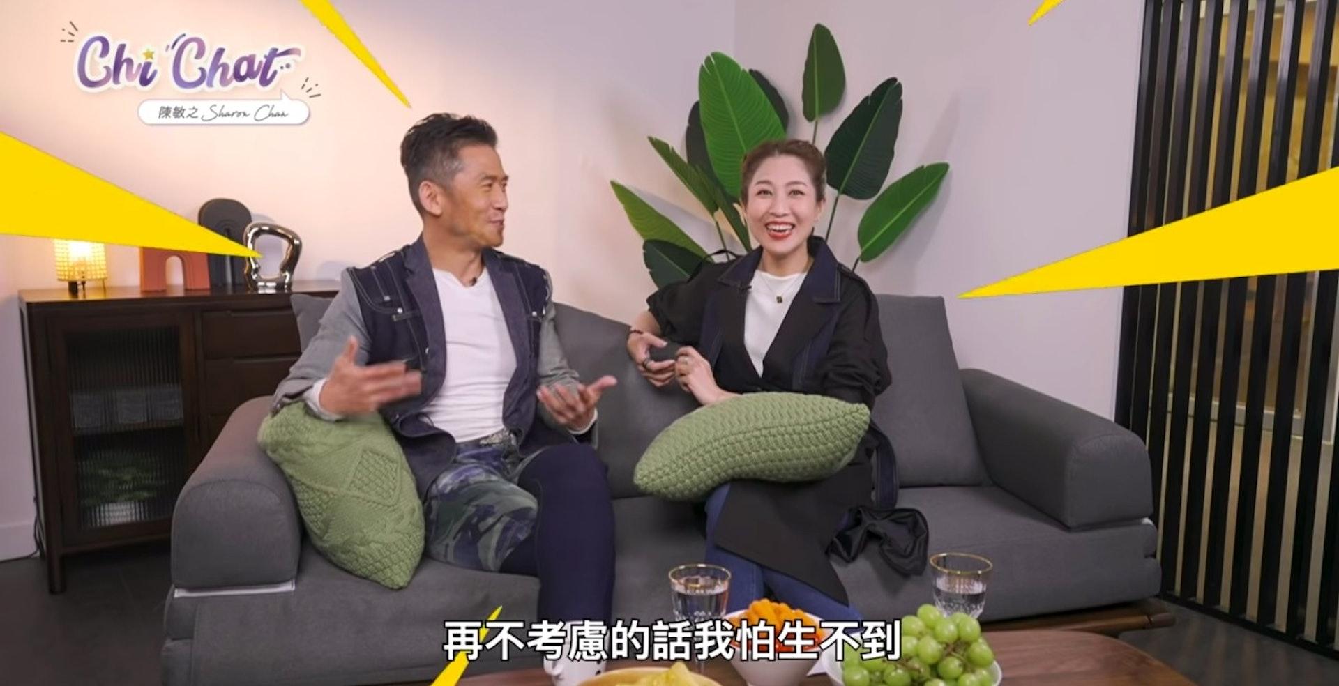 唐文龍擔任自己年紀大生不到小朋友。