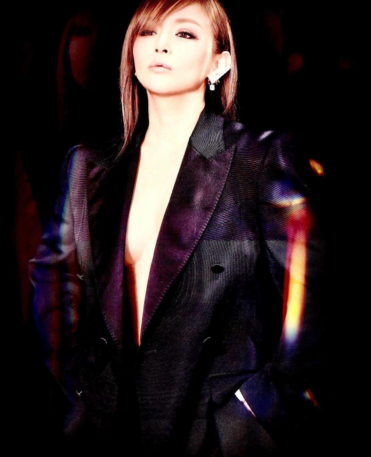 濱崎步全新單曲《MASK》,在上架前一個月作最後倒數。