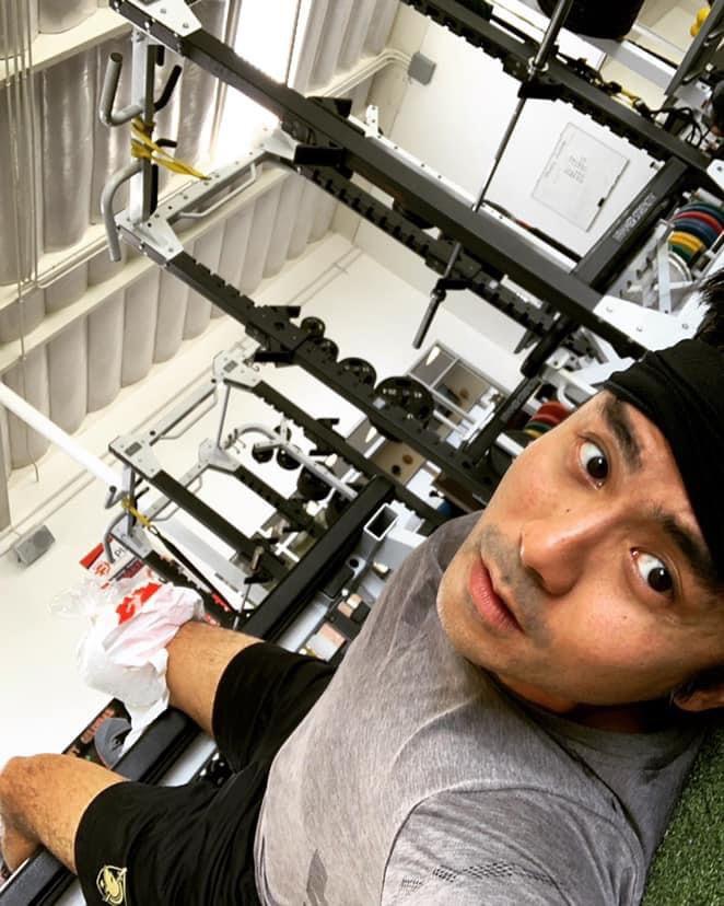 章立衡(原名:劉子千)指會保留權利追究法律責任。