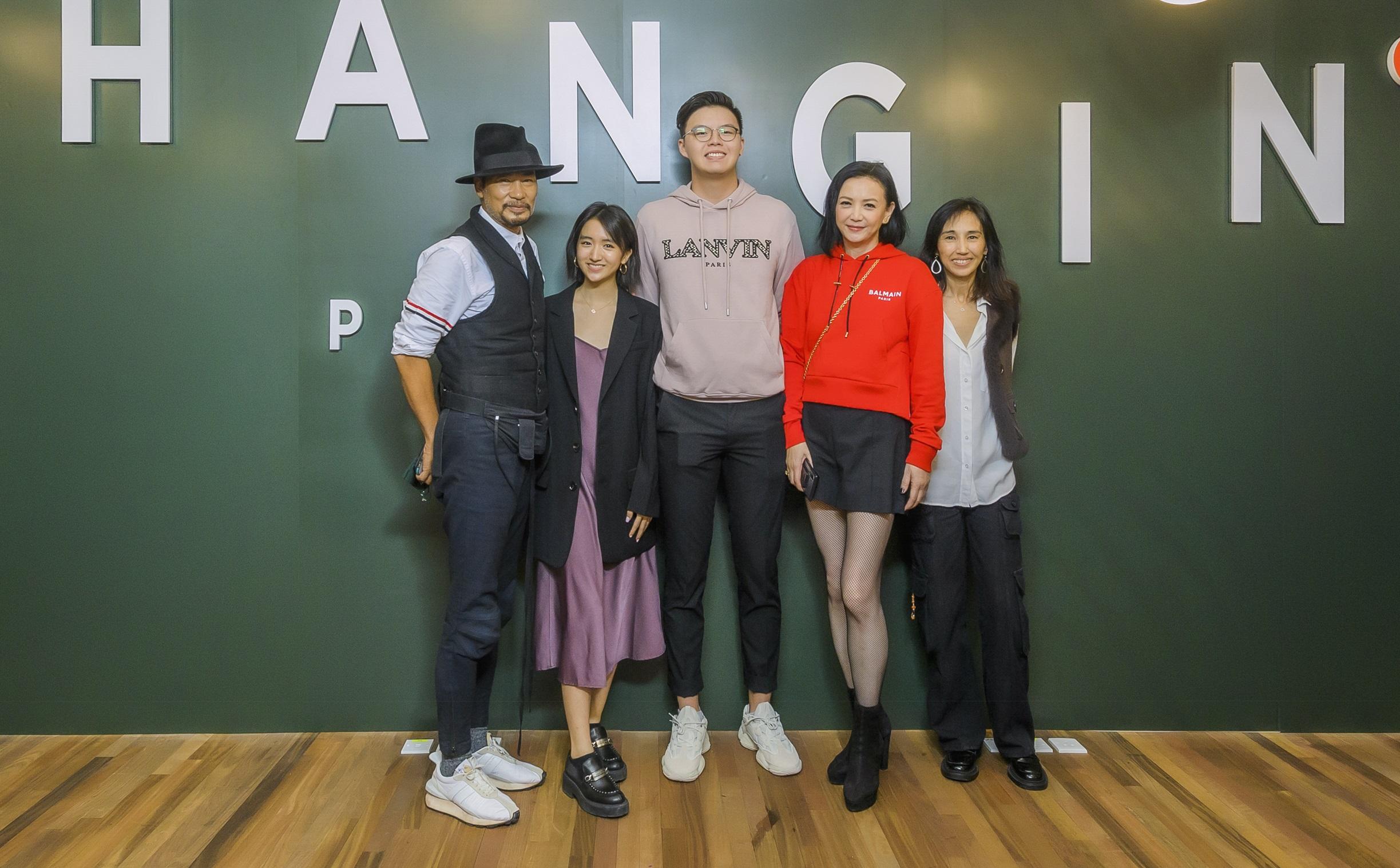 任達華、許恩怡(柏安妮女兒)、林浩然(曾華倩兒子)、曾華倩及柏安妮。