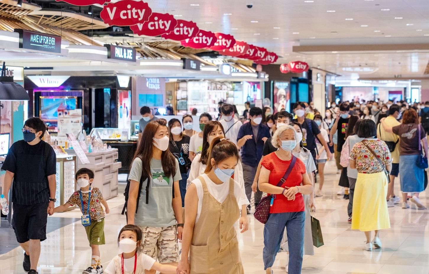 世界盃聖誕2022|V Walk V city斥600萬推廣 冀谷人客生意增兩成