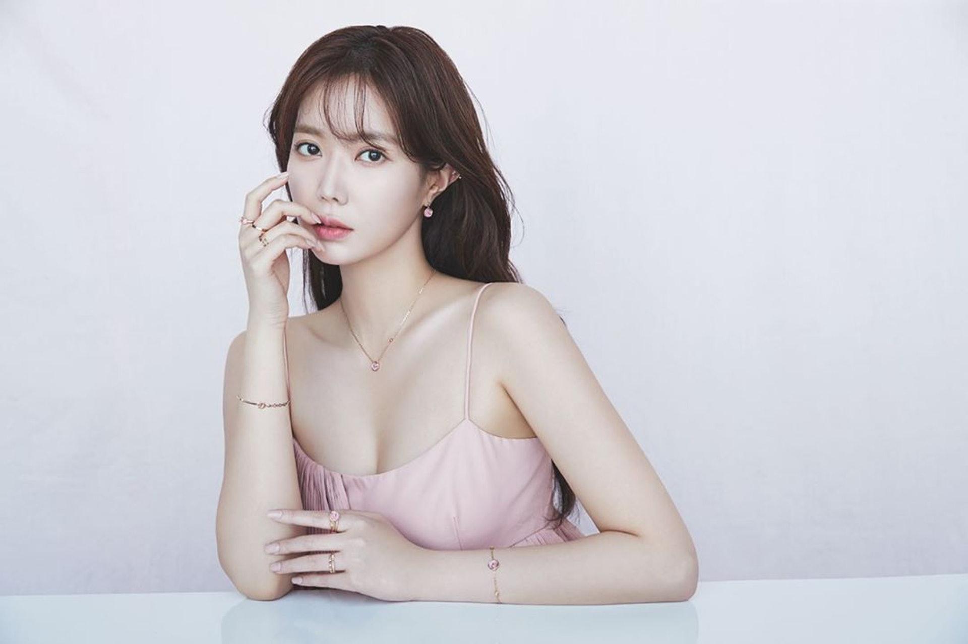 女星林秀香今日在IG發文追悼李智漢。