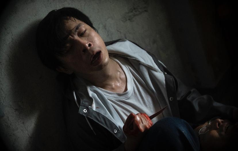 楊偉倫在《正義迴廊》一改搞笑形象,演孤傲的弑親逆子。(劇照)