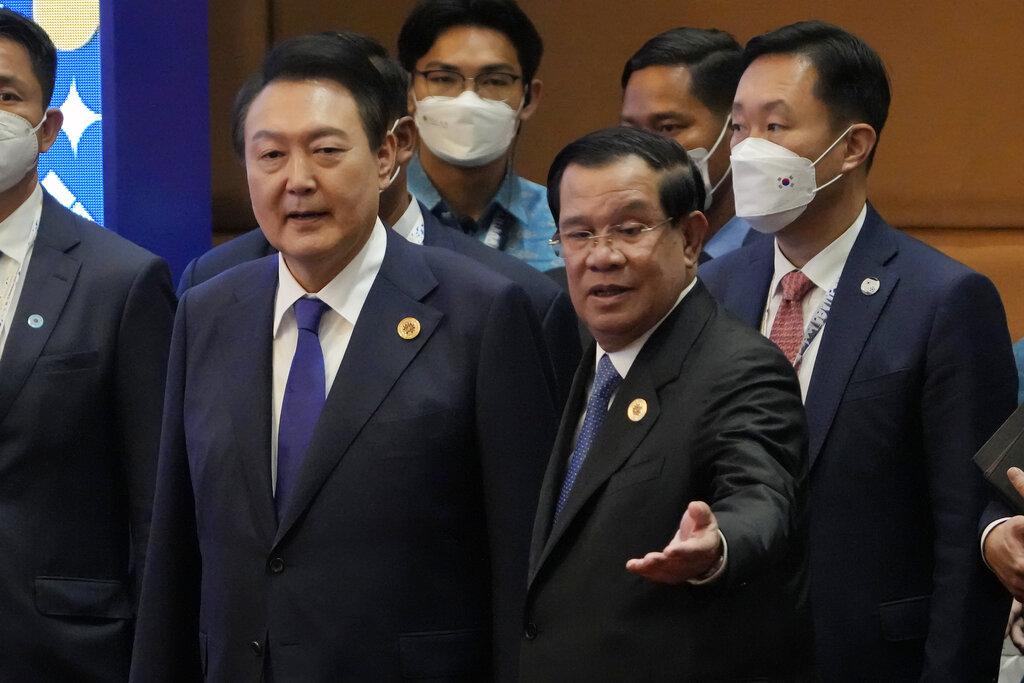 洪森上周五接待尹錫悅。(美聯社)