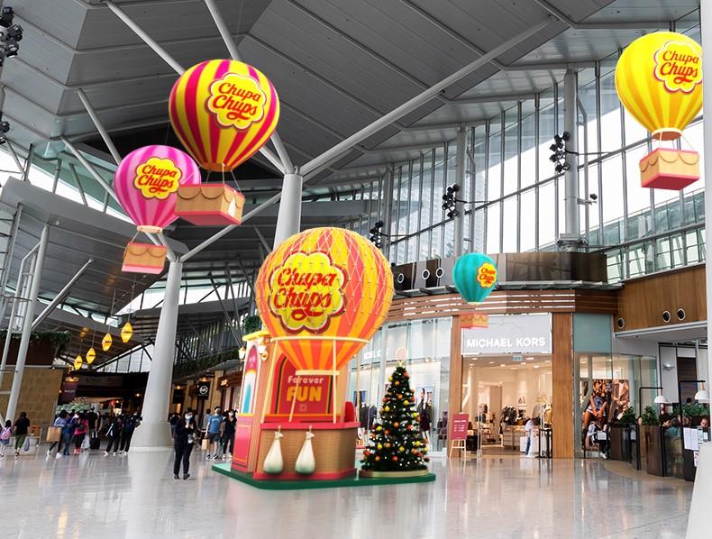 糖果製作旅程由二樓天橋的「珍寶繽FUN熱氣球」打卡區展開