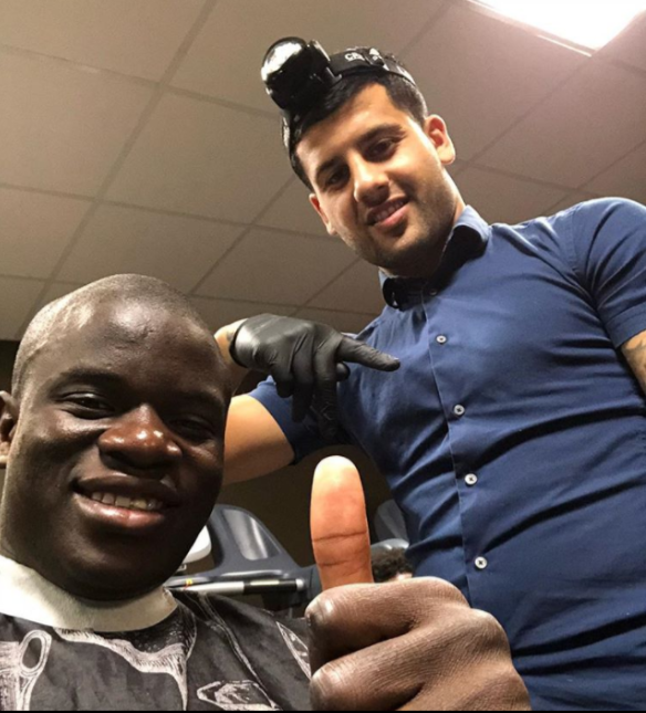 Ahmed Alsanawi曾替不少球星剪髮,例如法國中場簡迪(N’Golo Kante)。
