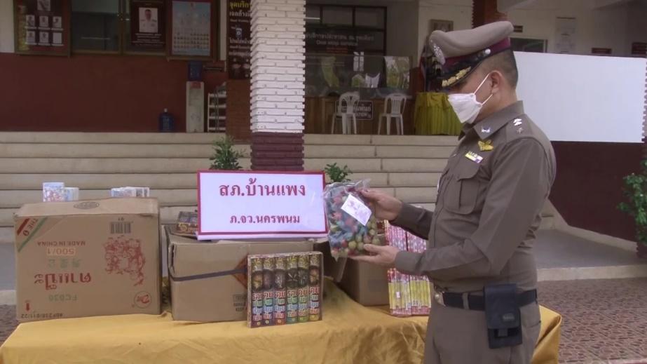 警方已將該店老闆拘捕,並將店內相關商品扣查。(網上圖片)