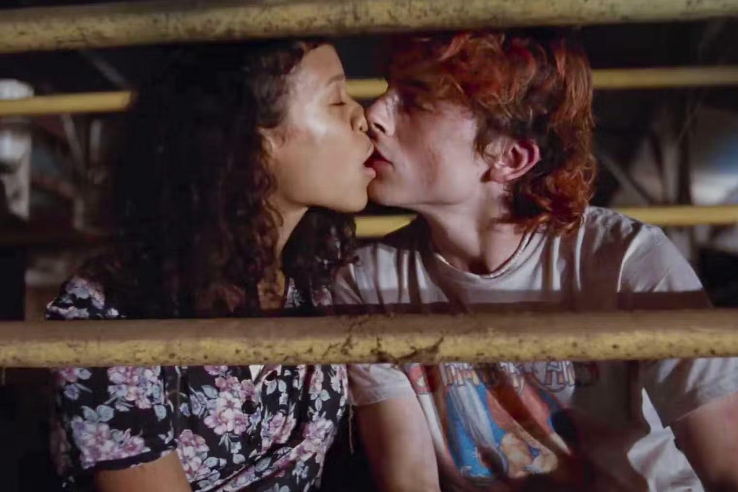 泰勒羅素早前獲得威尼斯影展的最佳新進女演員獎,更角逐第38屆獨立精神電影獎之最佳主角。