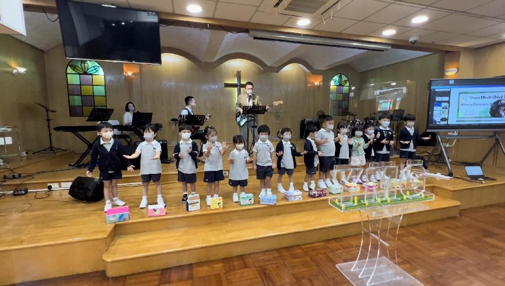 學生進行YMG的課程內容活動。