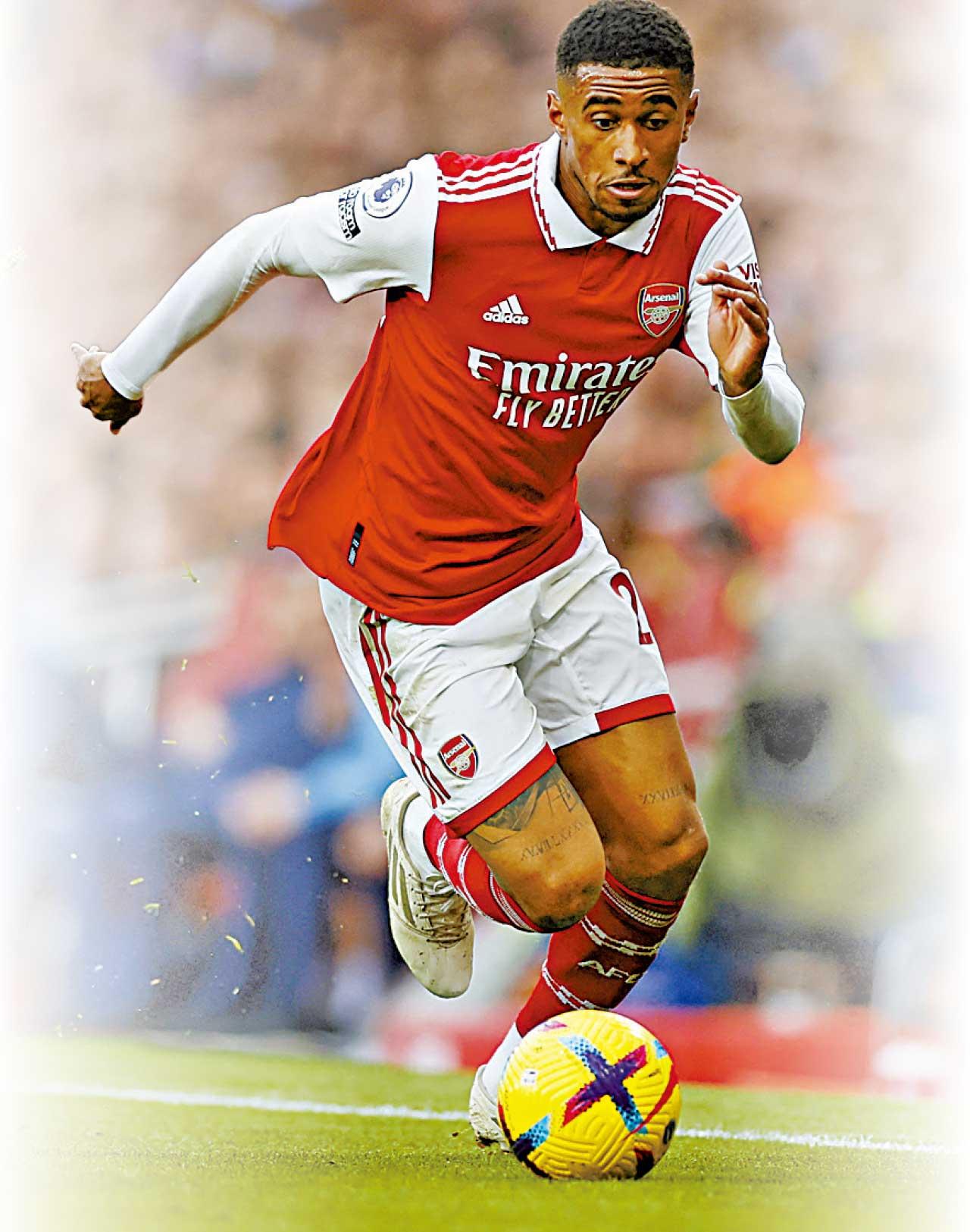 分途出戰歐霸尾輪 阿仙奴曼聯齊爭首名