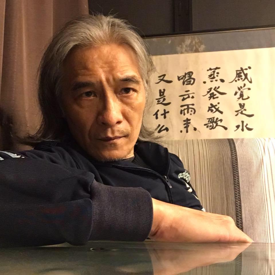 潘源良亦曾擔任講波佬,2010德國對英格蘭的賽事,他激昂地說︰「二比二!!! 入左!!!!入左!!!!一定係入左!!!!」