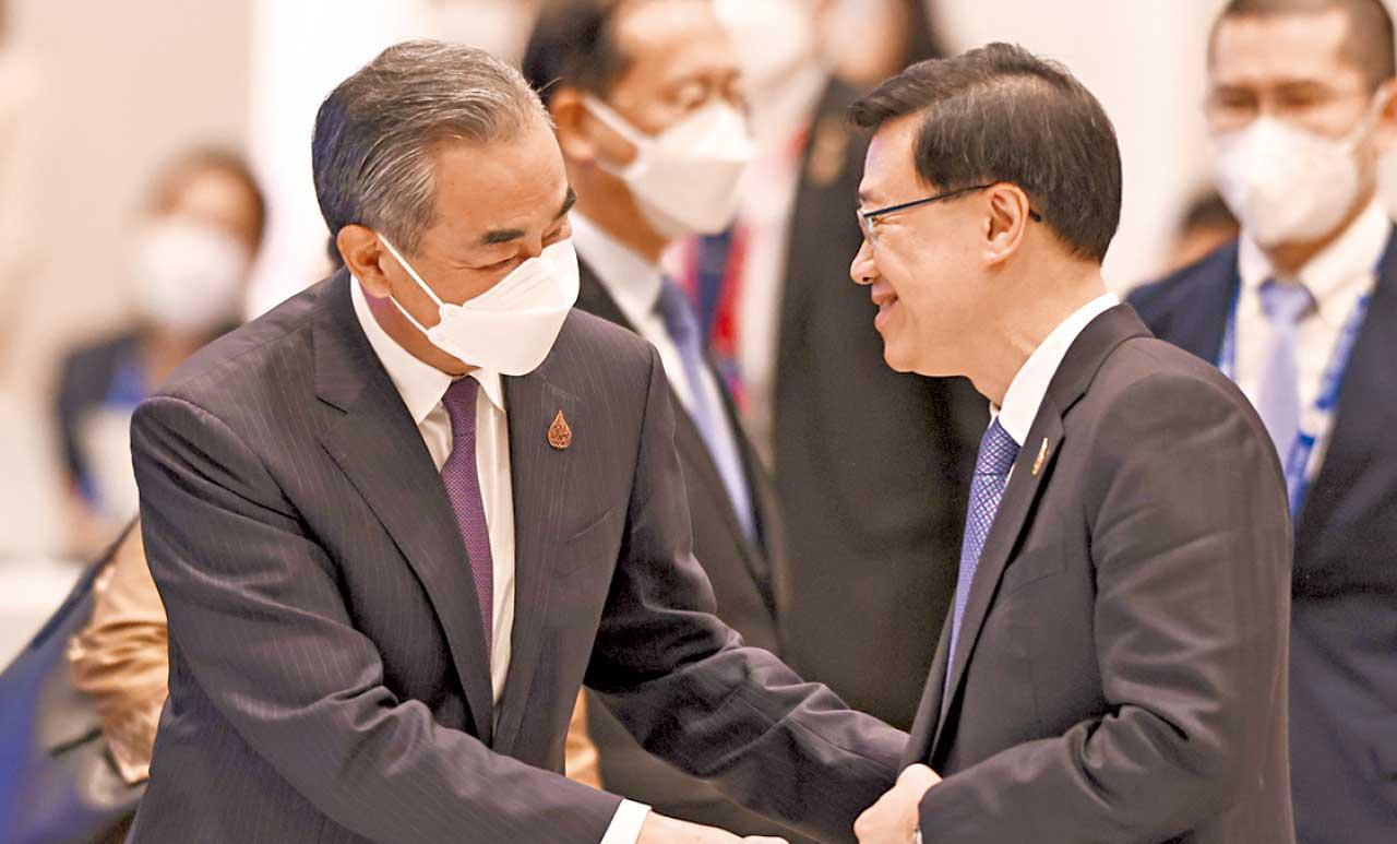 李家超泰國返港後確診 昨現病徵 今停行會 APEC曾與習近平接觸