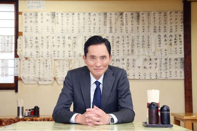 日劇《孤獨的美食家》男主角松重豐,近日才揭露日本國腳三笘薰的關係。(網上圖片)