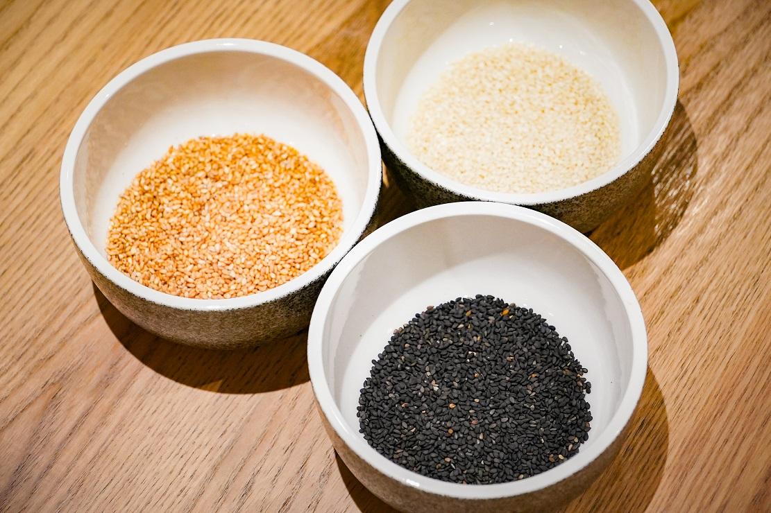 加入日本金芝麻磨製,配搭原有的黑芝麻和白芝麻,香氣更突出