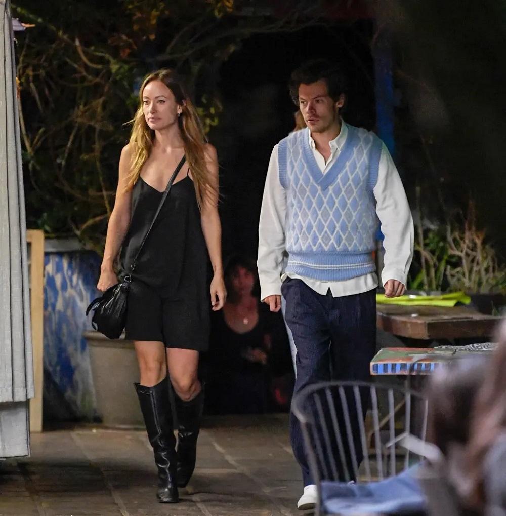 奧莉花與Harry拍拖初期經常在鬧市出現。