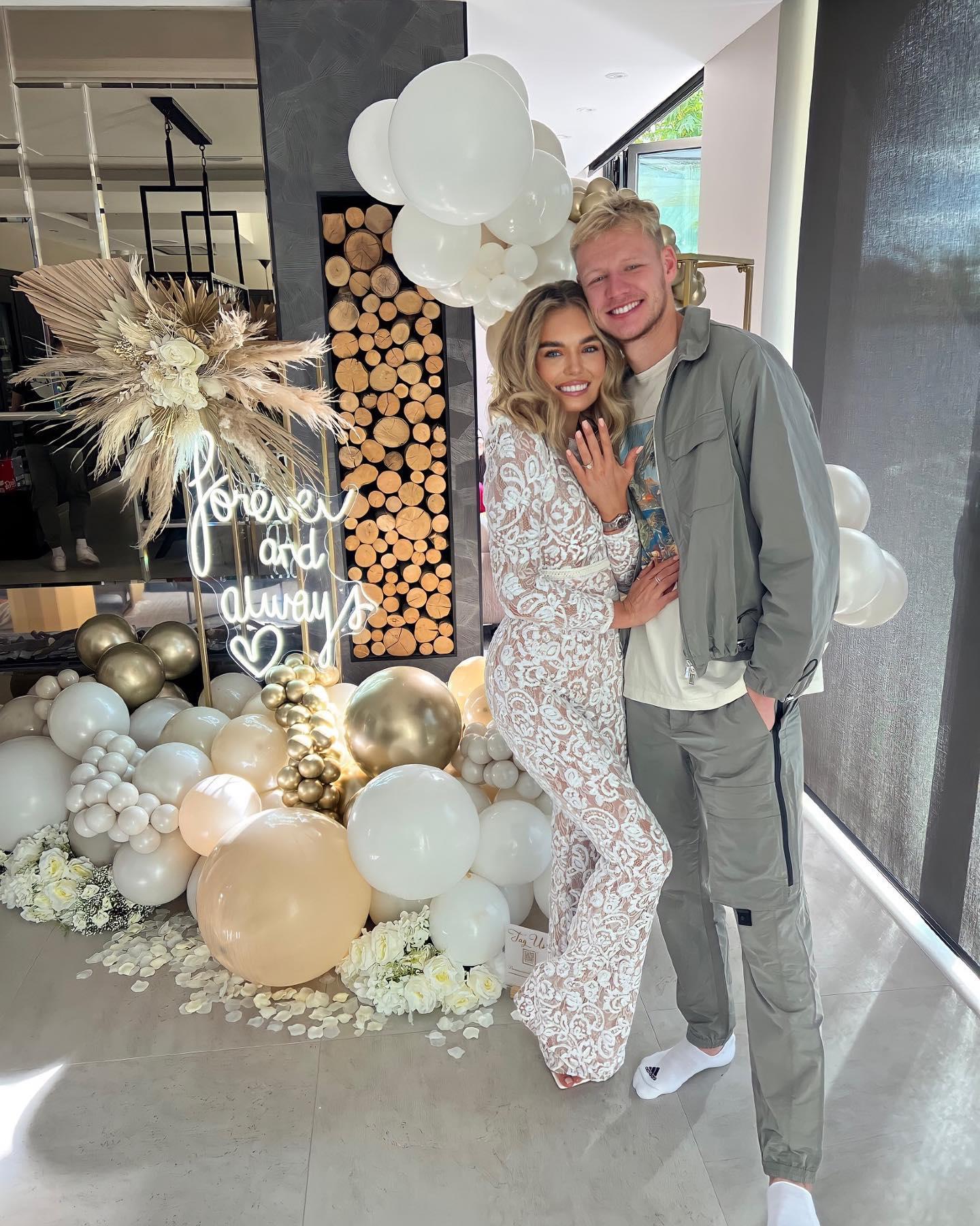 蘭斯達爾未婚妻Georgina Irwin