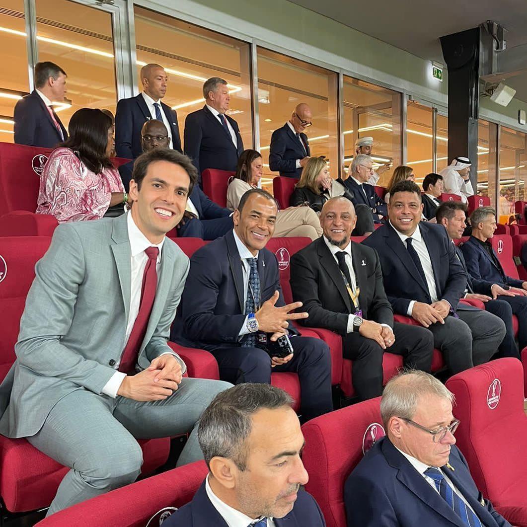 朗拿度(右起)、卡路士、卡富、卡卡廿年後重聚,令老球迷回憶滿滿。(卡富IG)