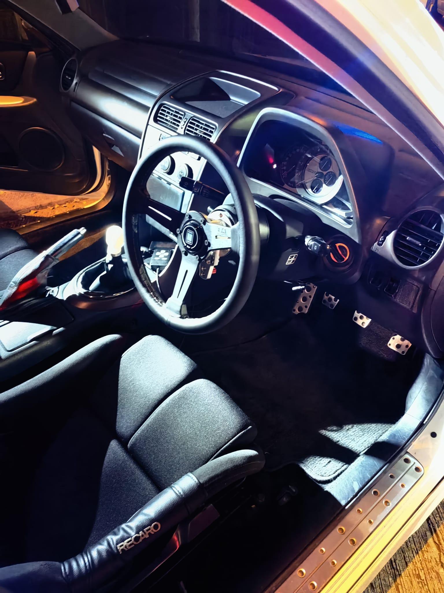 澳門大賽車|警方東九龍打擊相關交通違例事項 拘17人扣4非法改裝車