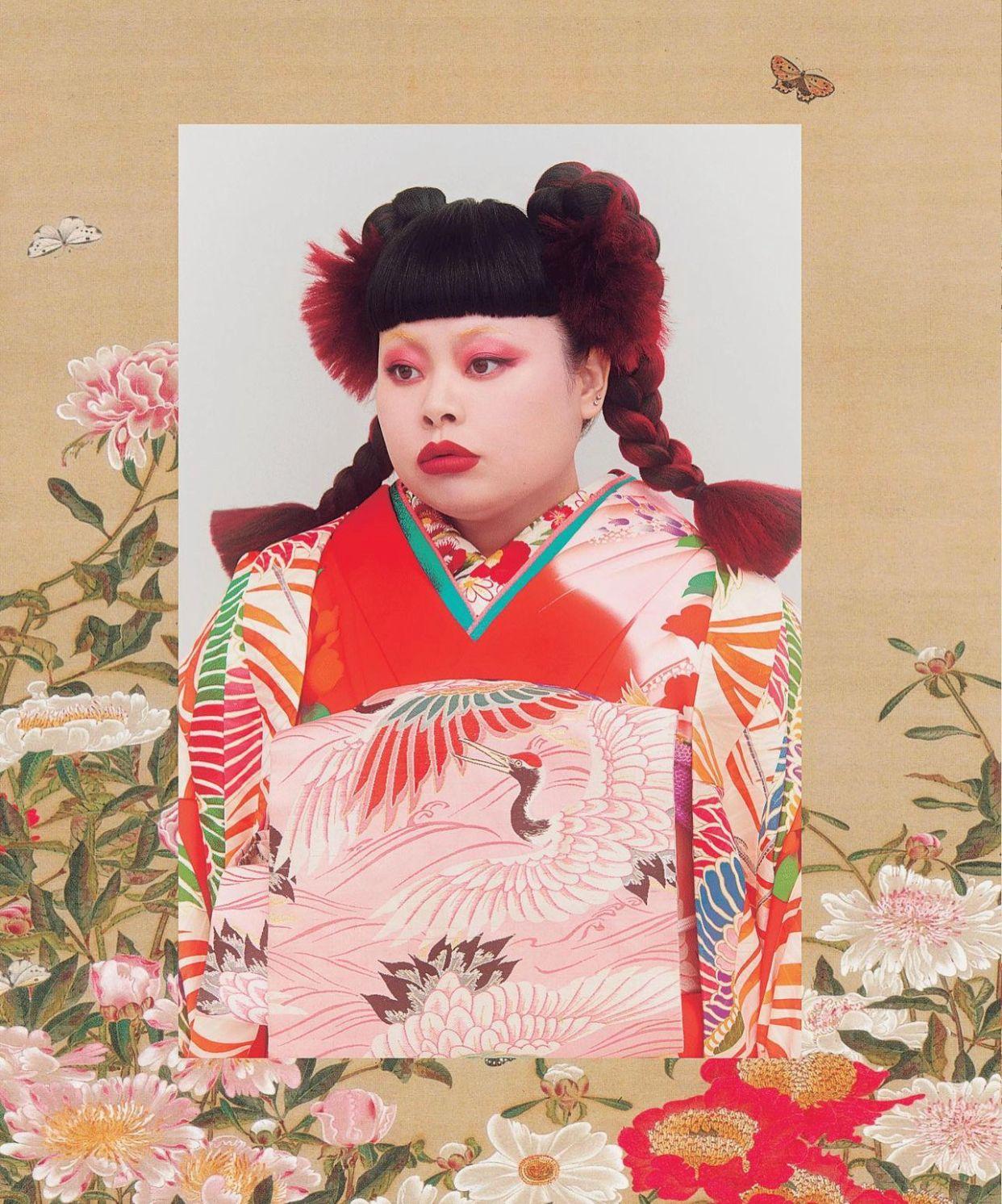 渡邊直美再玩「古典美」,穿上多款和服登場