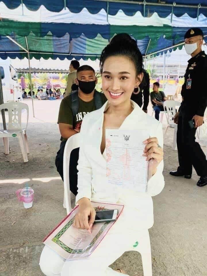 泰國徵兵現場美女雲集被指似選美盛事 原來係男人?