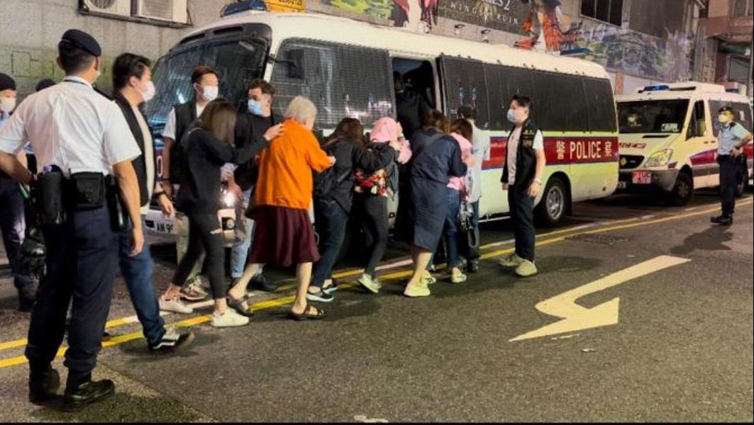 警油尖旺九龍城反黑 搗非法百家樂賭場拘46人