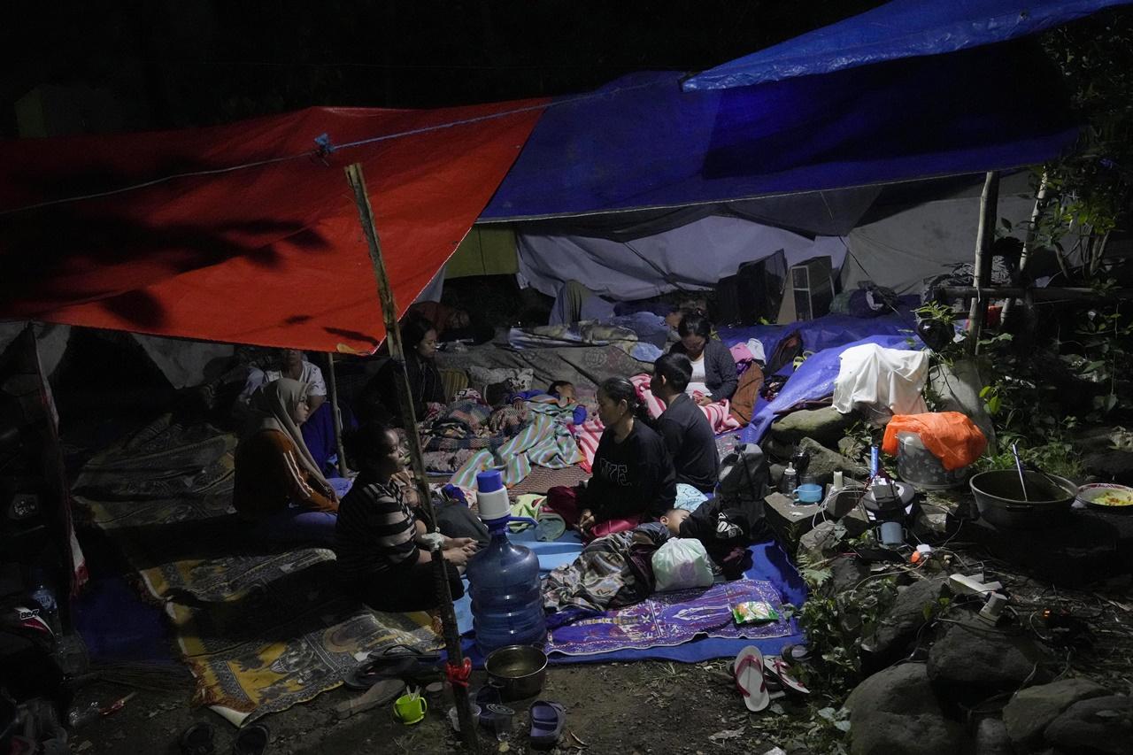 官員:逾1.3萬人流離失所。(AP)