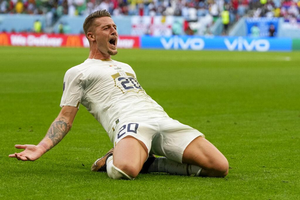 世界盃2022|喀麥隆3分鐘轟兩球3:3迫和塞爾維亞 齊齊鬥到最後一輪 (美聯社)