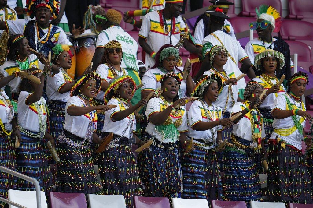 塞內加爾球迷打氣不遜任何球隊。(美聯社)