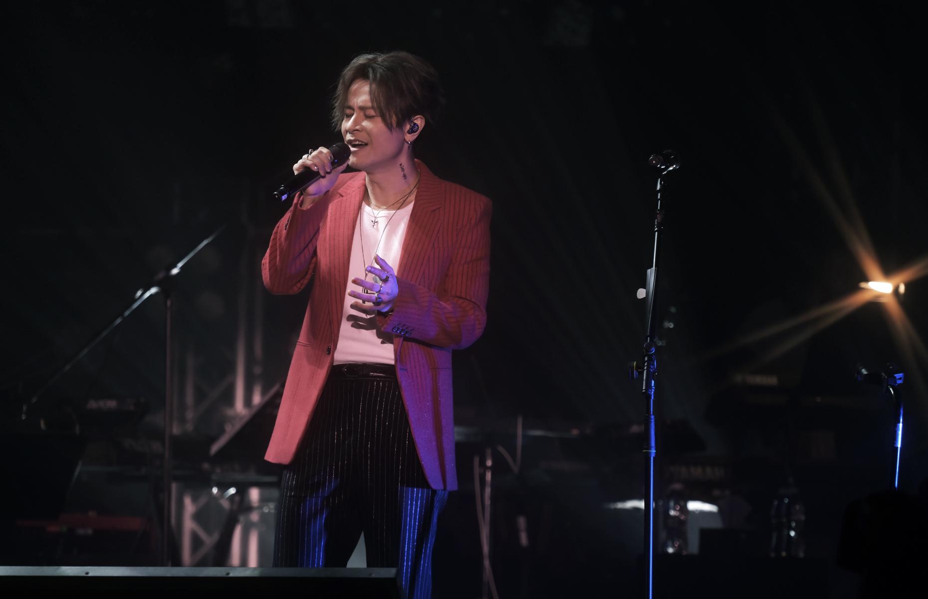 陳健安與The Hertz昨晚假旺角麥花臣場館開騷。