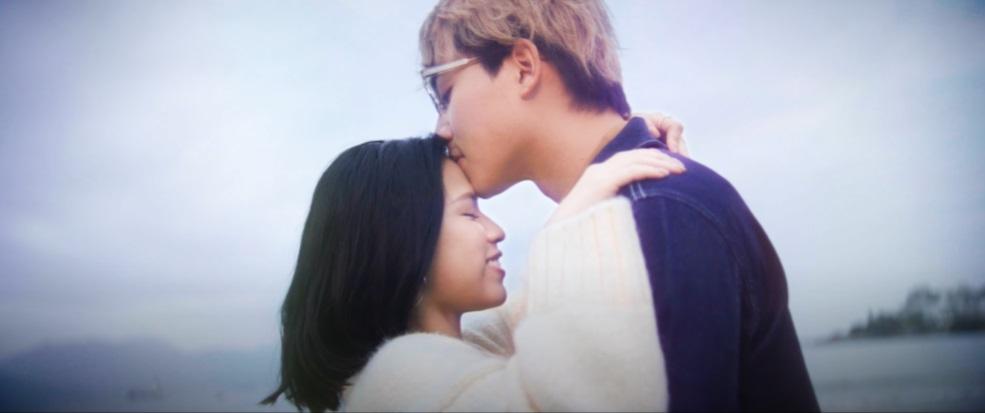 《滴滴金》的MV昨晚終於在YouTube首播。