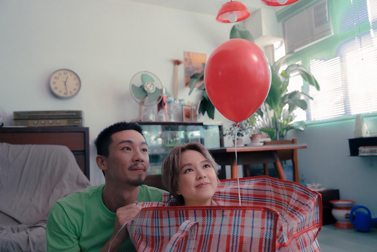 愛得甜蜜時,甚麼也是浪漫。