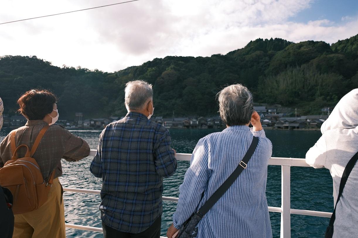 遊客如果想一睹伊根灣壯麗的風景,必定要登上伊根灣巡遊遊覽船