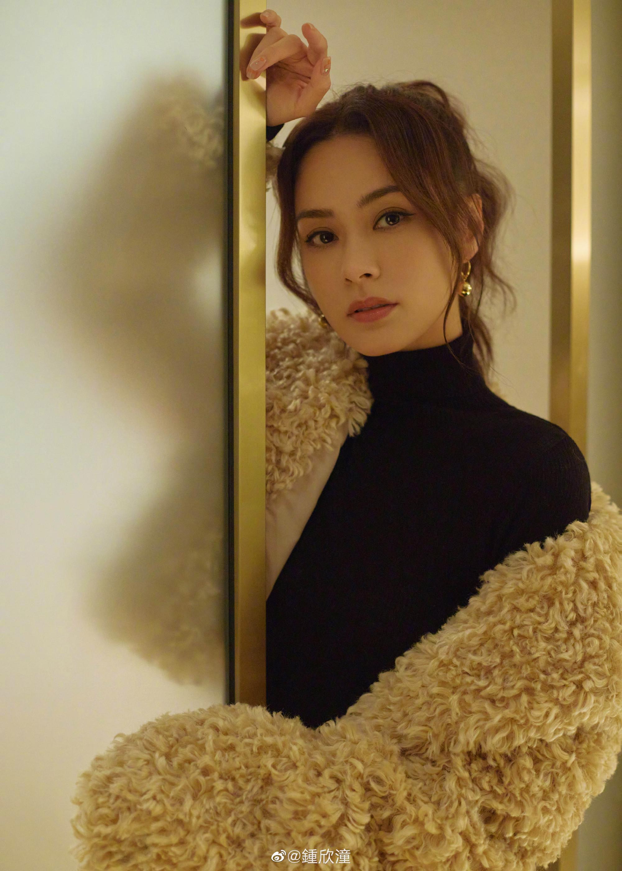 阿嬌41歲身型與顏值回復巔峰 牛仔褲Look出席活動被激讚瘦過阿Sa