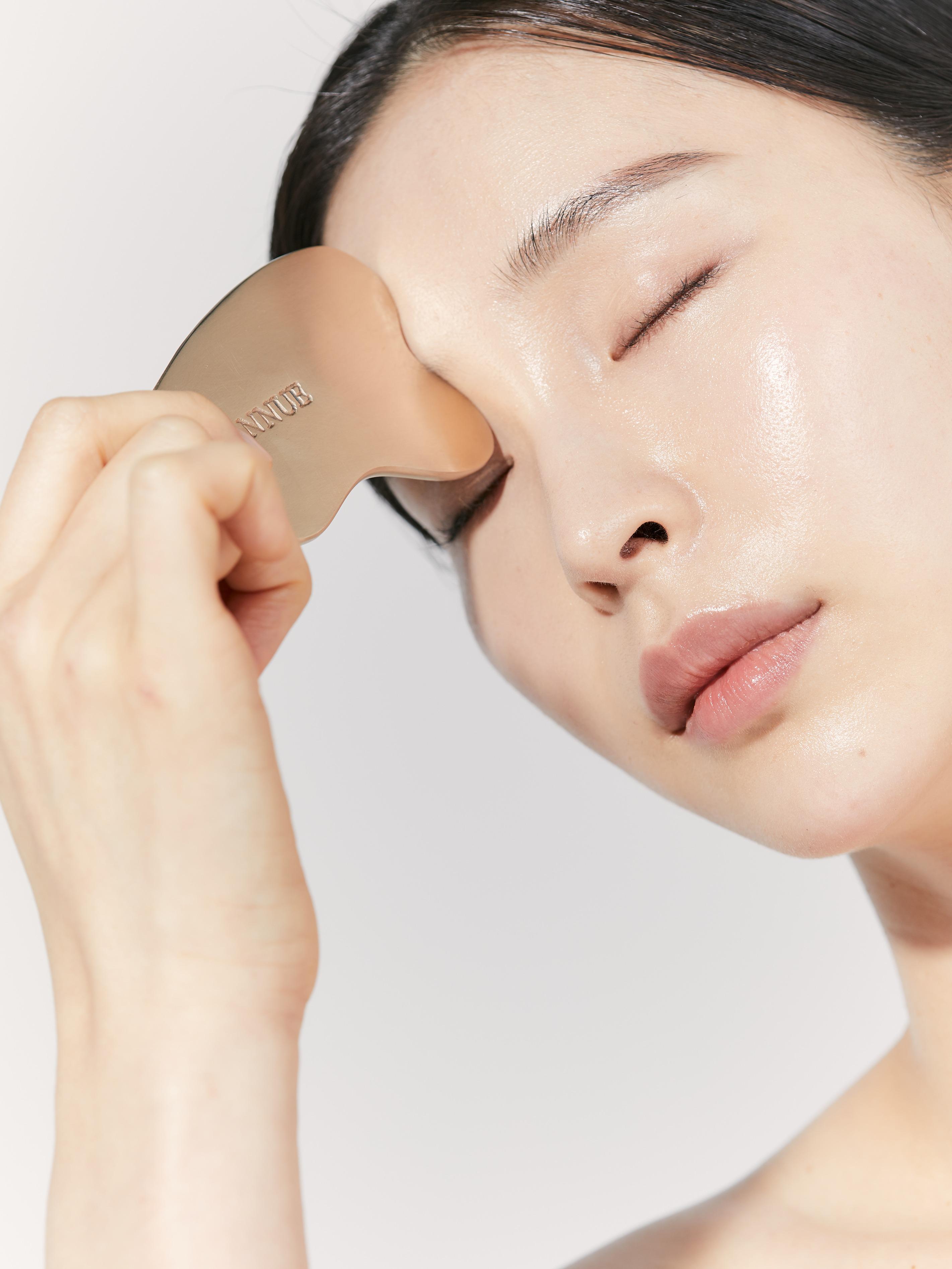 LANNUE 黃銅美容刮痧 $399