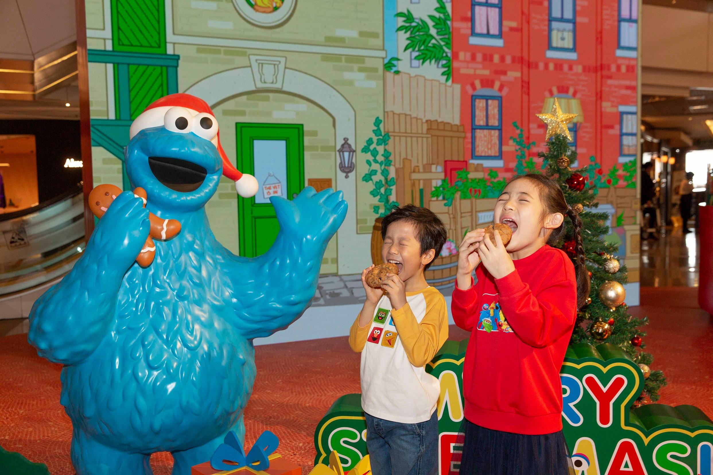 MERRY STREETMAS @海港城|2米高Big Bird 角色聖誕樹開放作慈善義賣