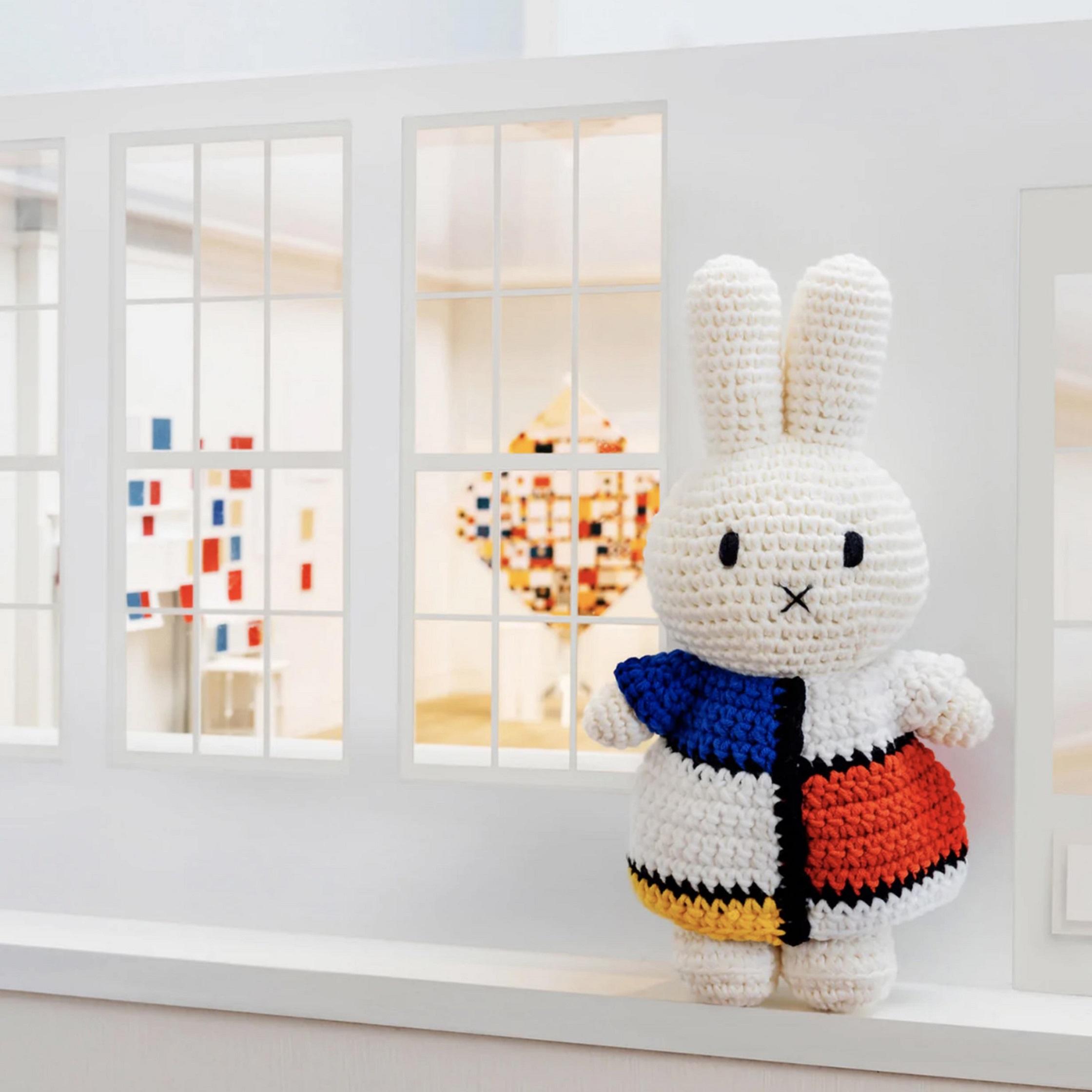 聖誕禮物推薦2022|Miffy and Friends毛絨玩具(Mondrian藝術別注版) $368