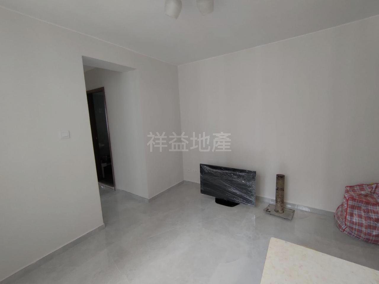 新買家睇中單位擁新淨企理裝修。(代理提供相片)