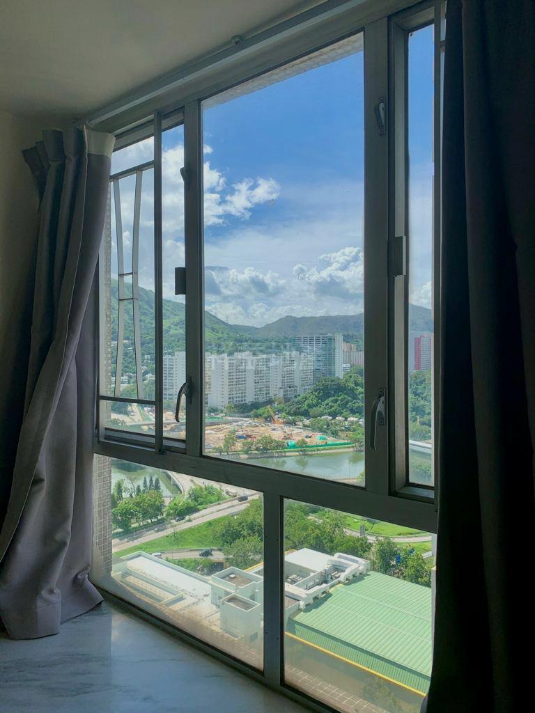 大廳景觀以河景、山景和市景為主。(代理提供)