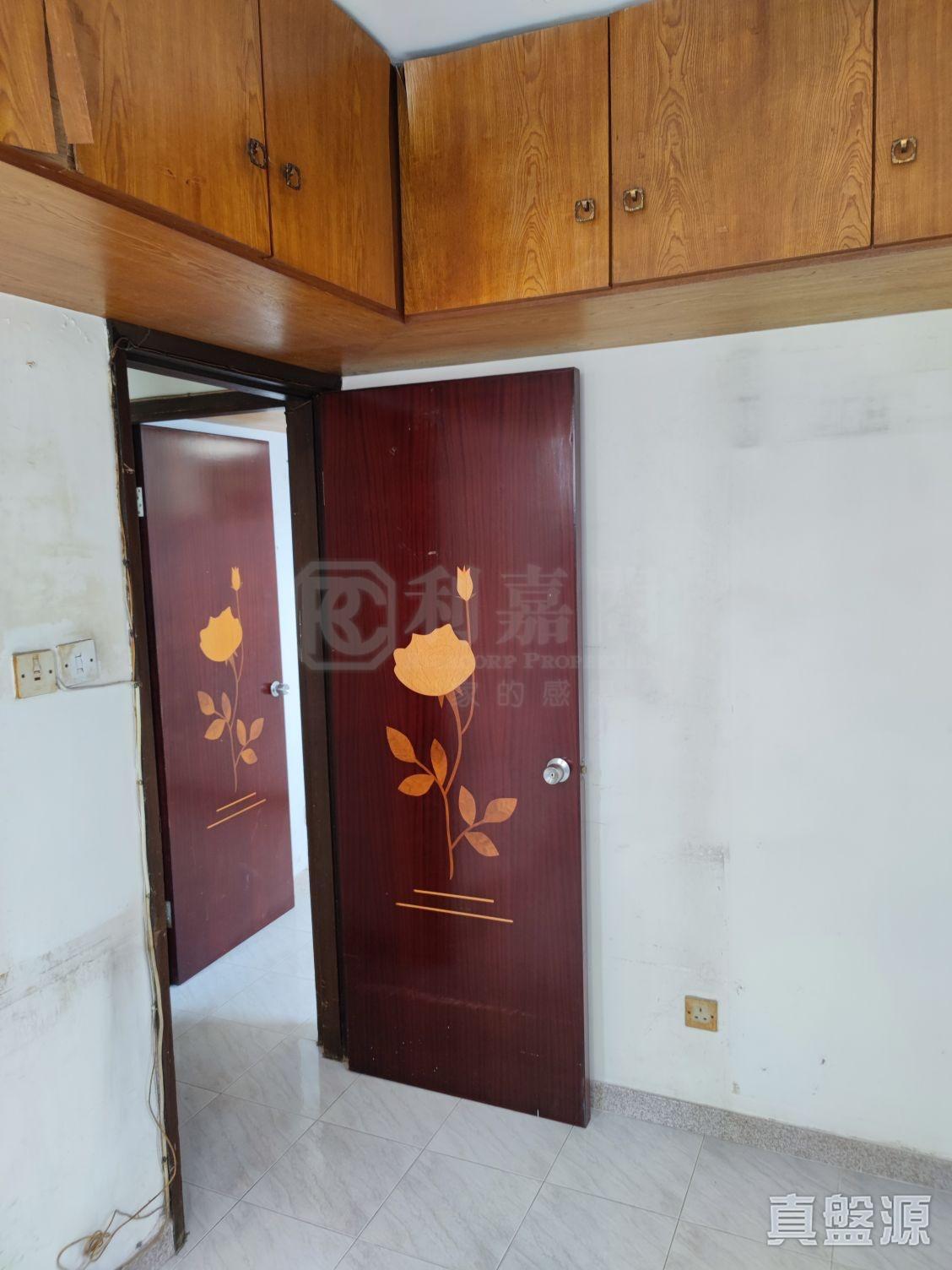 睡房間隔方正,樓底亦算高。(代理提供)