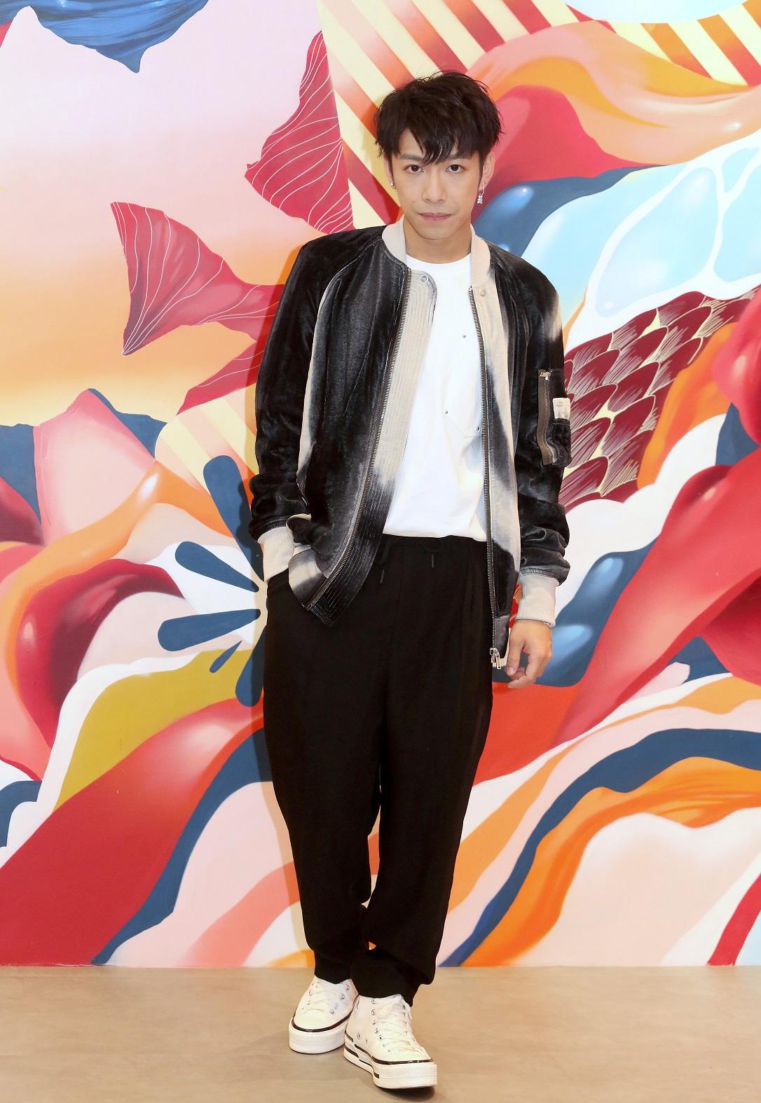 自認悲觀底的洪嘉豪,漸漸學懂調節心態面對外界評論。(董立華攝)