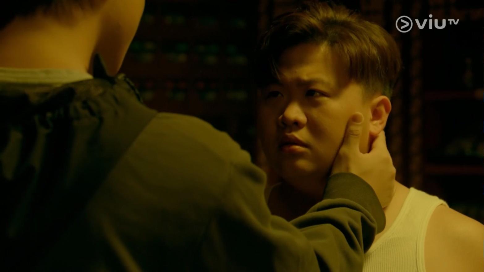 姜濤與肥仔這一幕充滿濃濃愛意。