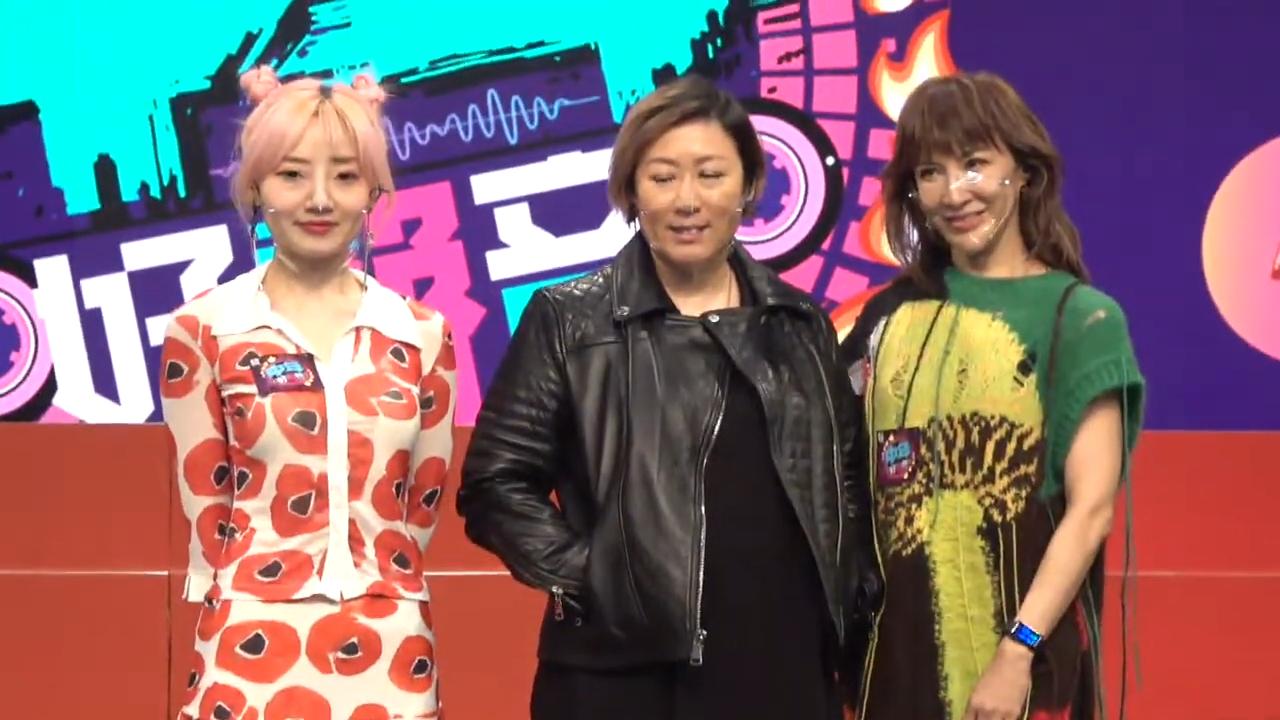 屯門娜娜、陳早怡、李思林 (無綫直播畫面)