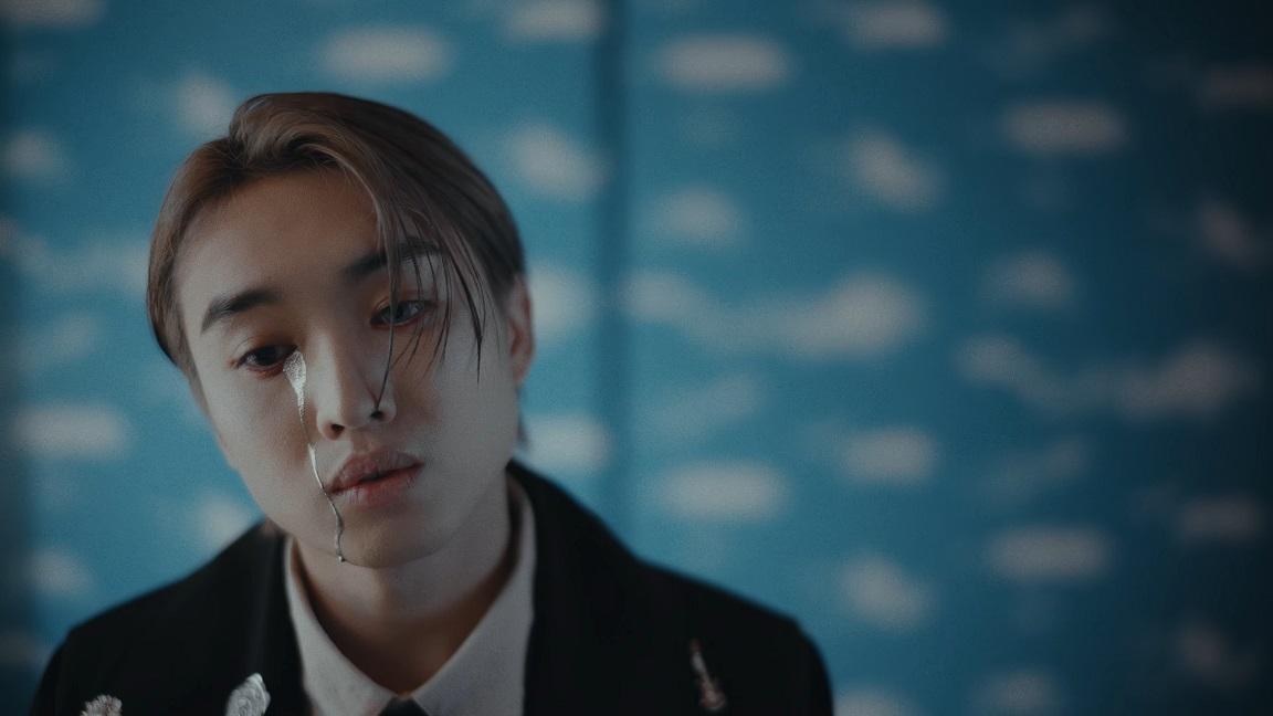 Jer演的男主角自困於情傷中。