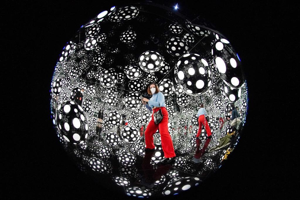 「草間彌生:一九四五年至今」