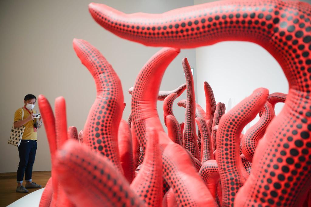 「草間彌生:一九四五年至今」